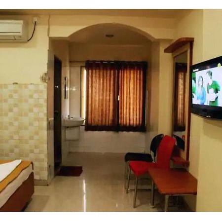Hotel Apple Sai Residency Shirdi Luaran gambar
