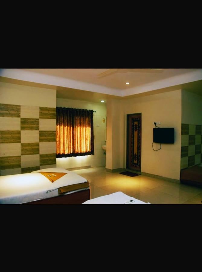 Hotel Apple Sai Residency Shirdi Luaran gambar
